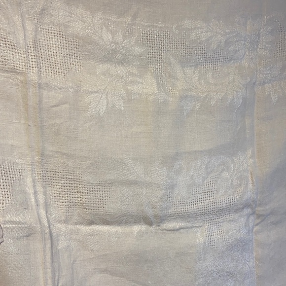 Peach Linen Table Cloth - Vintage - Picture 4 of 5